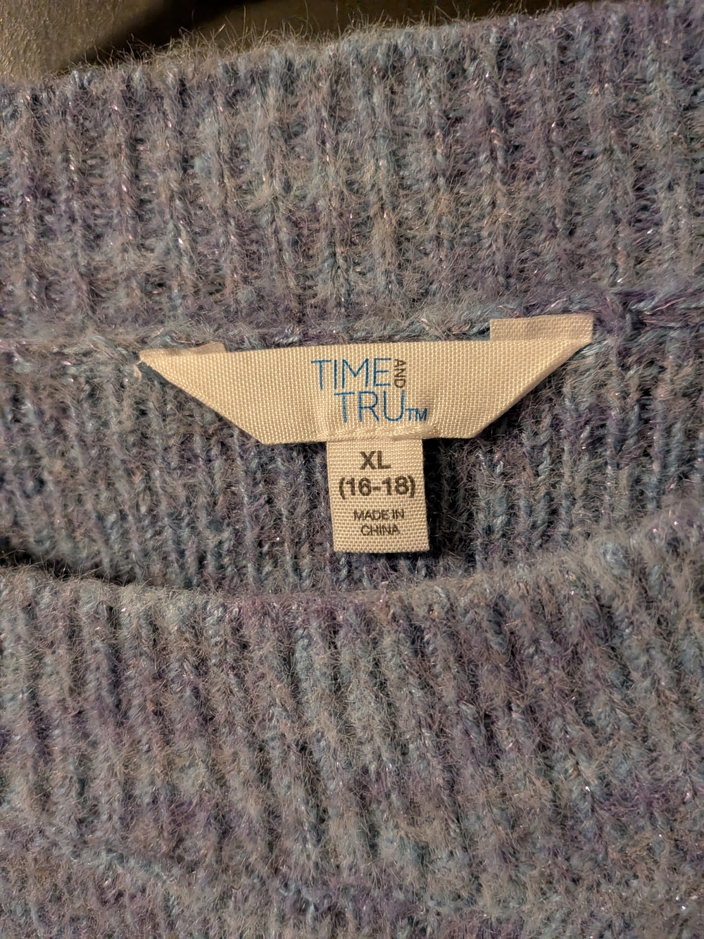 Women's Lavender Loose Knit Sweater - Picture 3 of 6